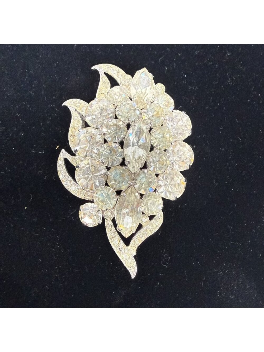 Vintage Eisenberg Ice Rhinestone Brooch Oval Floral Design Sparkling Clear